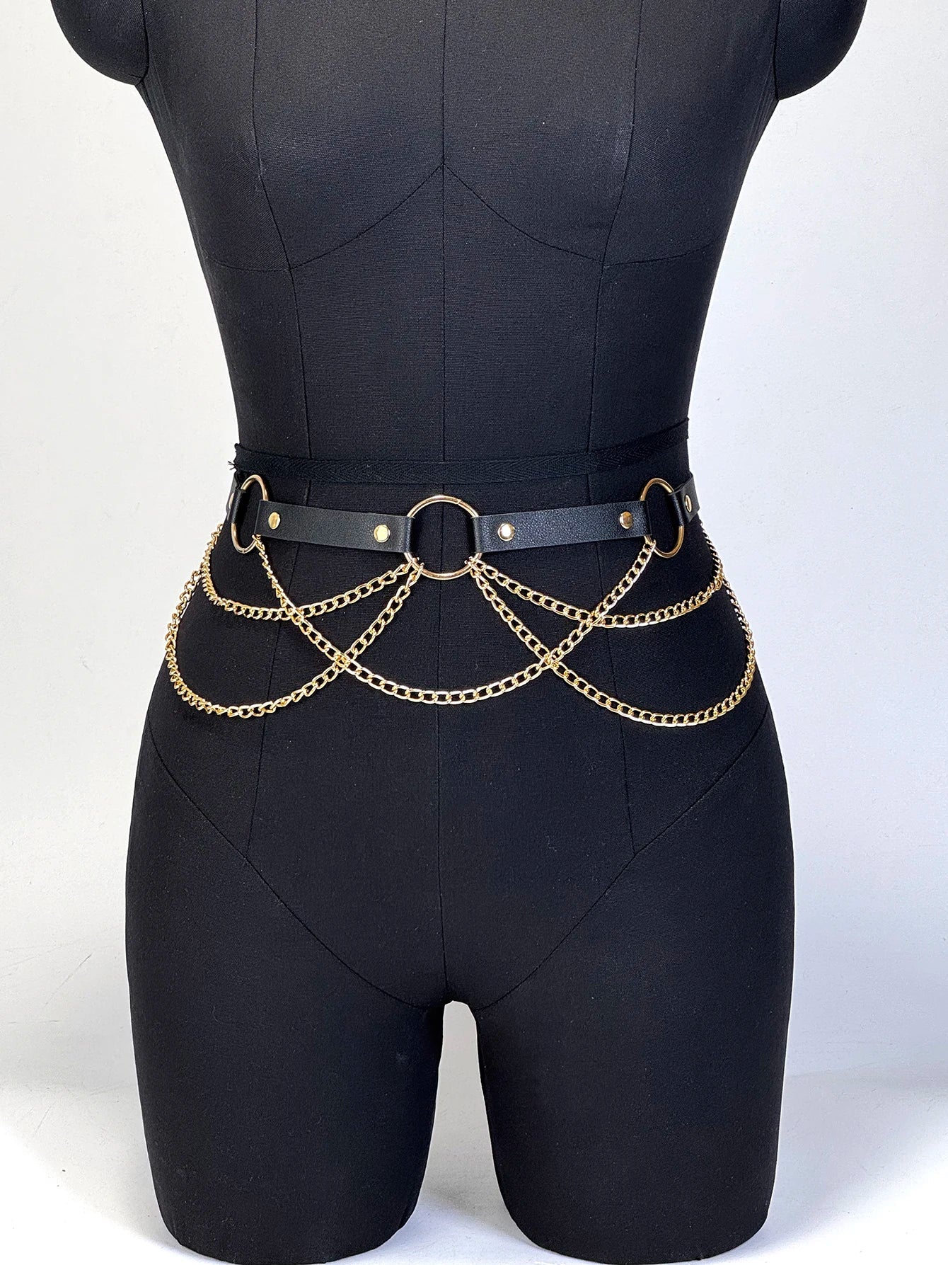 Good - Gothic Chain Belt – Black PU Leather Waist Belt with Silver Chains & O - Ring - T&D Design & Sundry