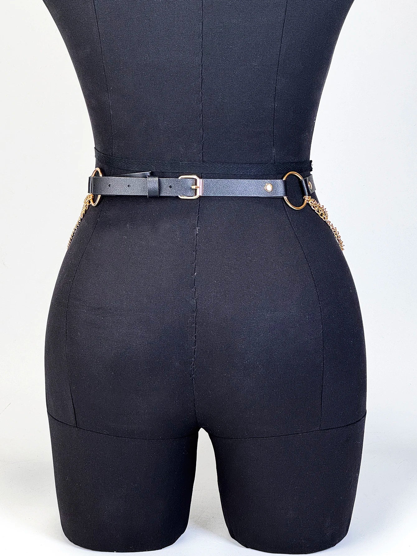 Good - Gothic Chain Belt – Black PU Leather Waist Belt with Silver Chains & O - Ring - T&D Design & Sundry