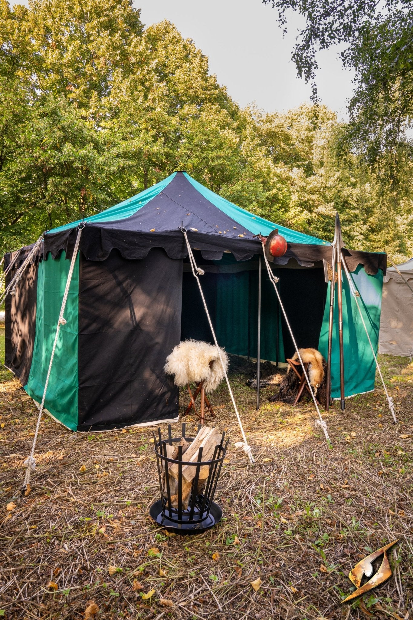 The Marquee Pavilion Tent — A Noble’s Refuge for Faire and Field - T&D Design & Sundry